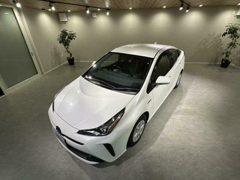 PRIUS-12