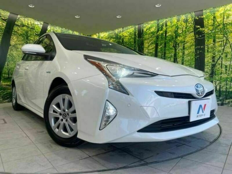 PRIUS-12