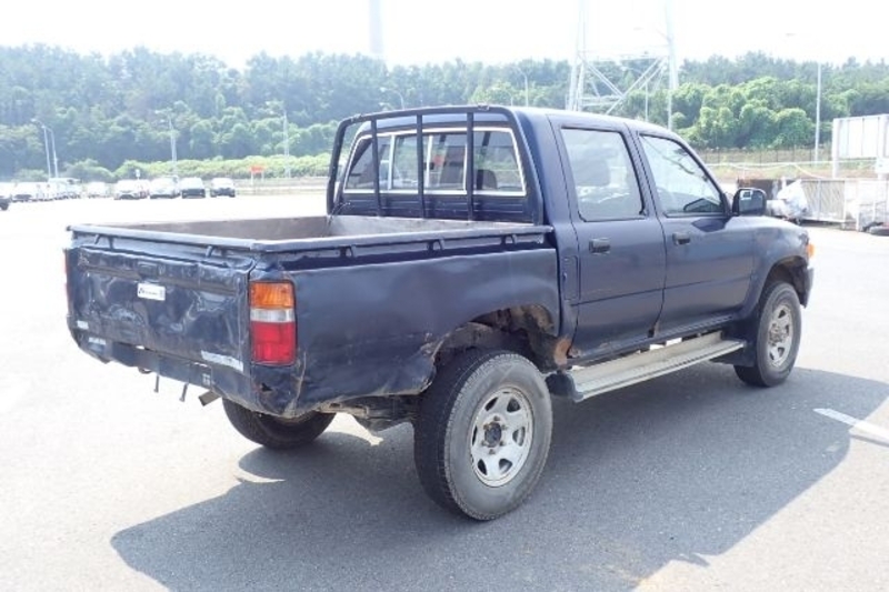 HILUX PICK UP-5