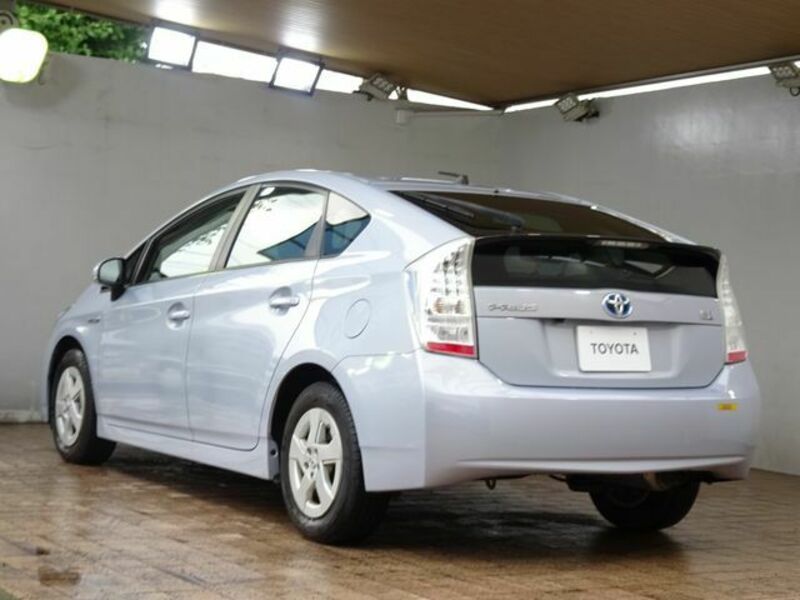 PRIUS-2