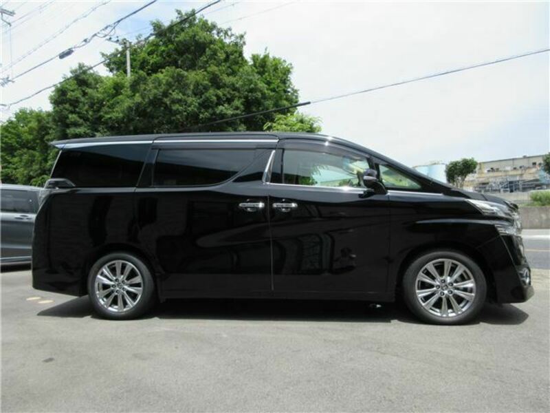 VELLFIRE-18