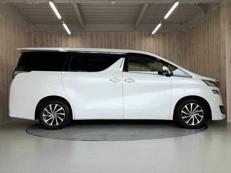 VELLFIRE-16