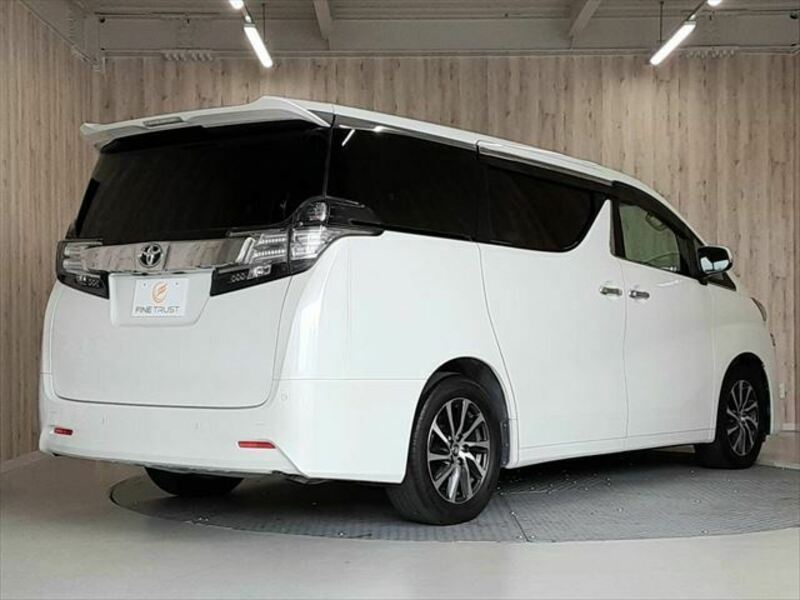 VELLFIRE-18