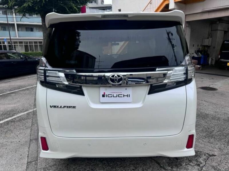 VELLFIRE-1