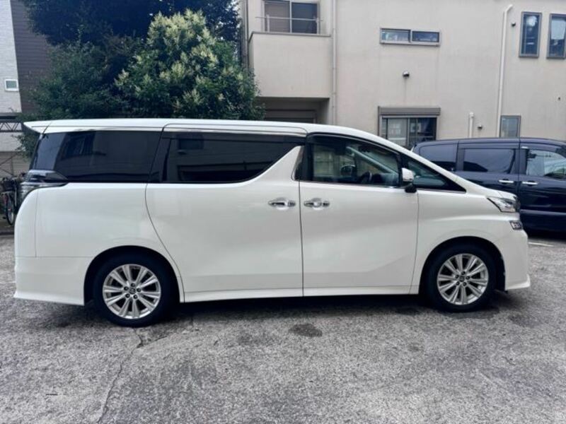 VELLFIRE-5