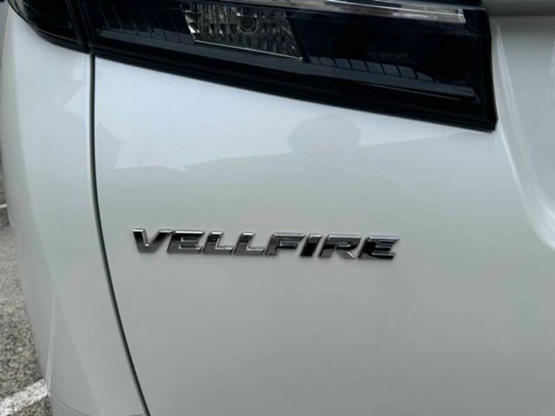 VELLFIRE-41