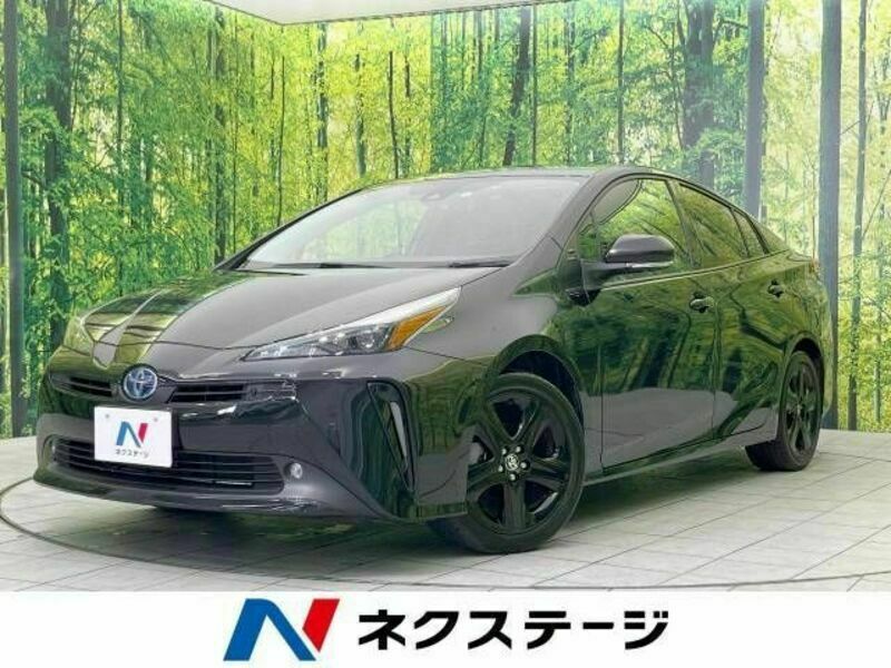 TOYOTA　PRIUS