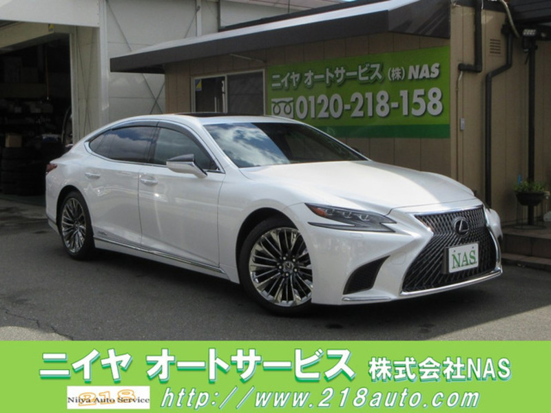 LEXUS LS