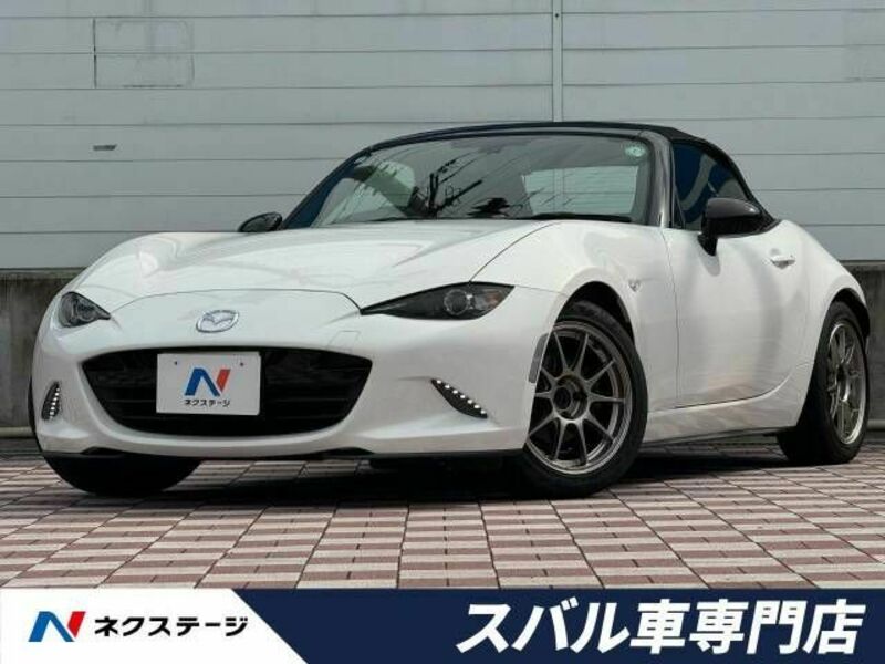 ROADSTER-0