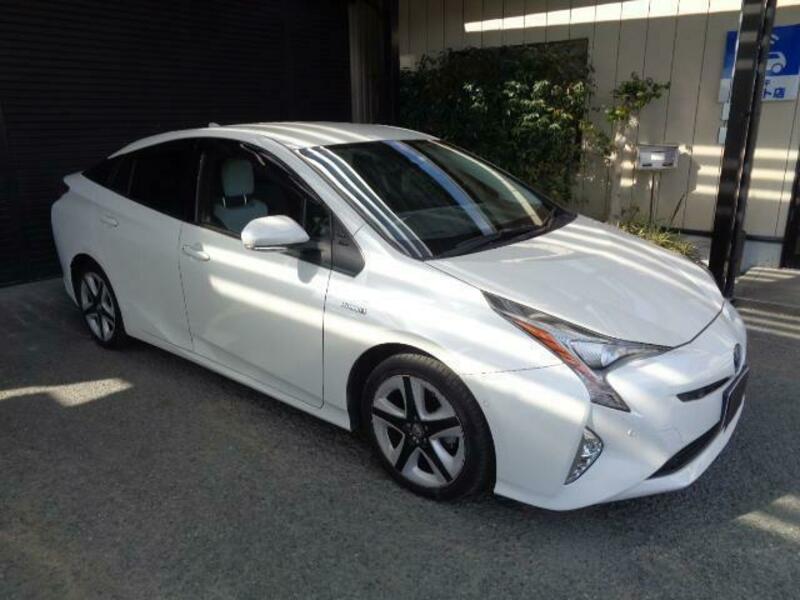 PRIUS-7