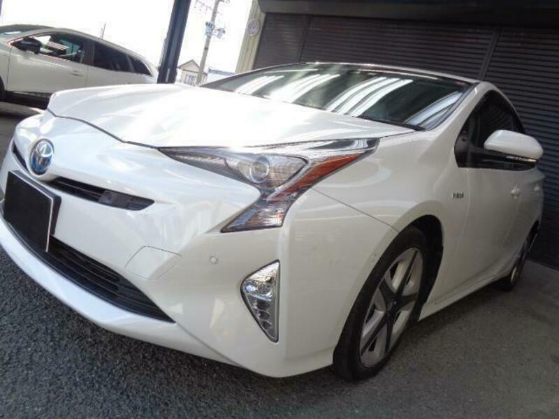 PRIUS-13