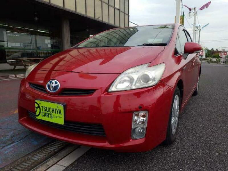 TOYOTA　PRIUS