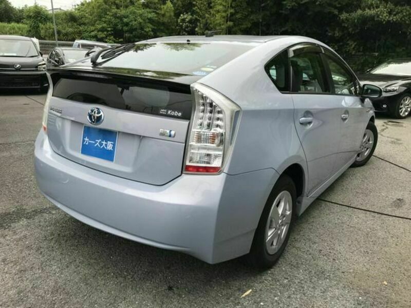 PRIUS-2