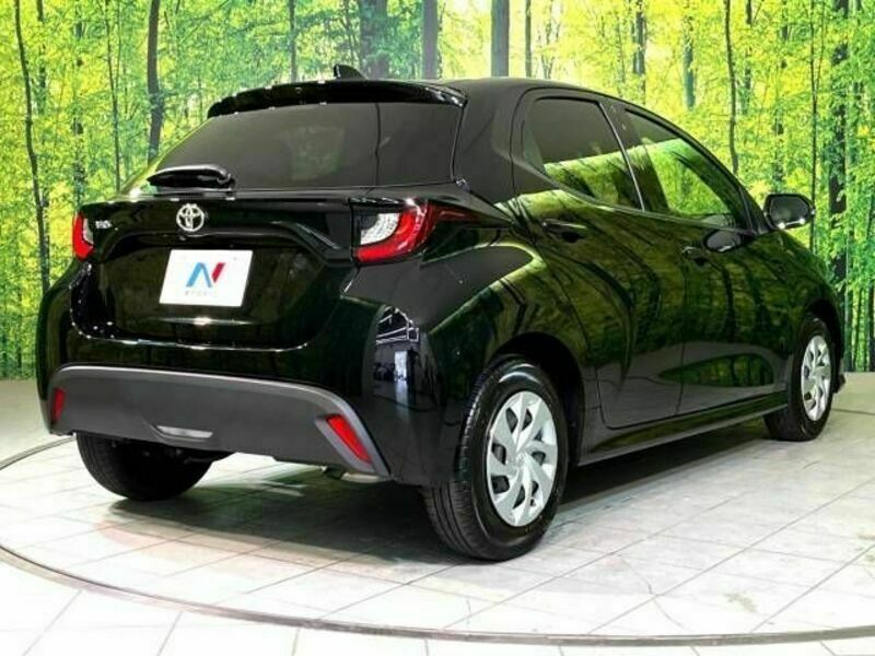 YARIS-17