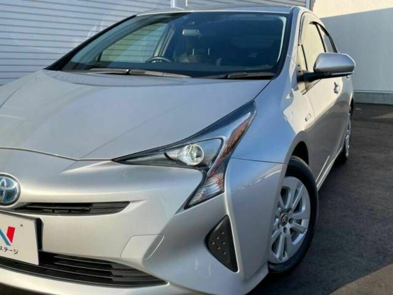 PRIUS-12