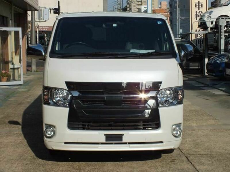 HIACE-1