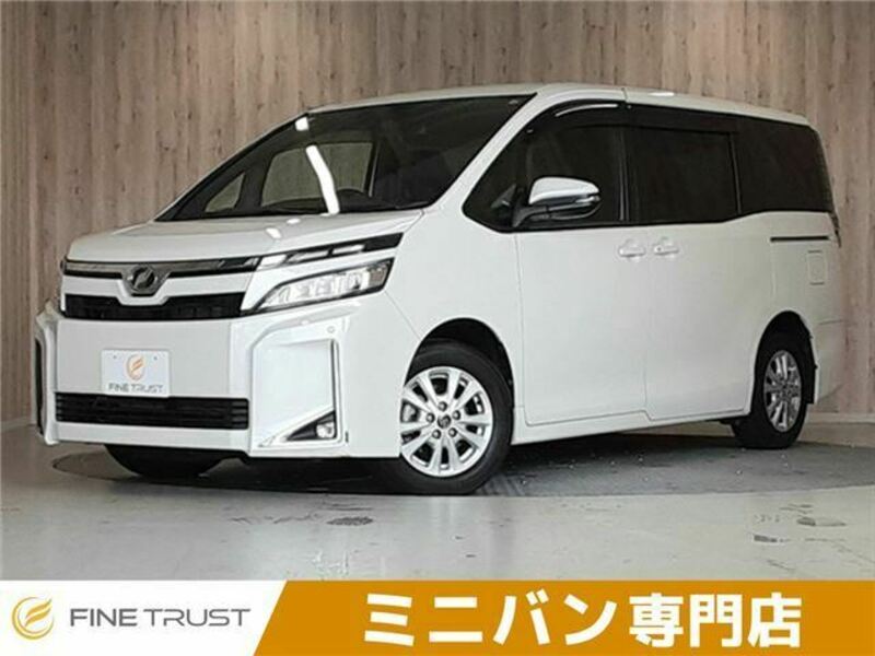 TOYOTA　VOXY