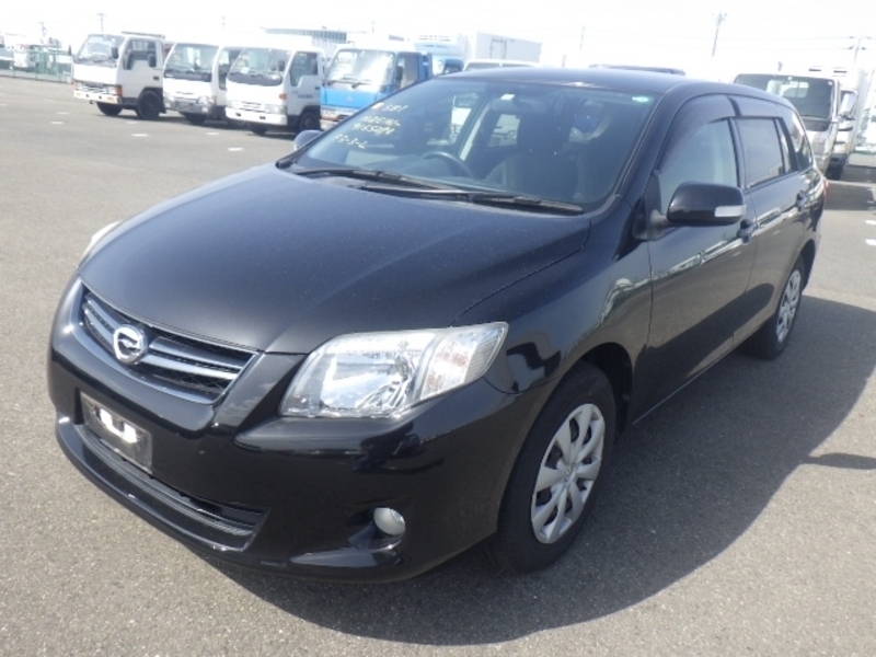 Toyota corolla fielder 2010