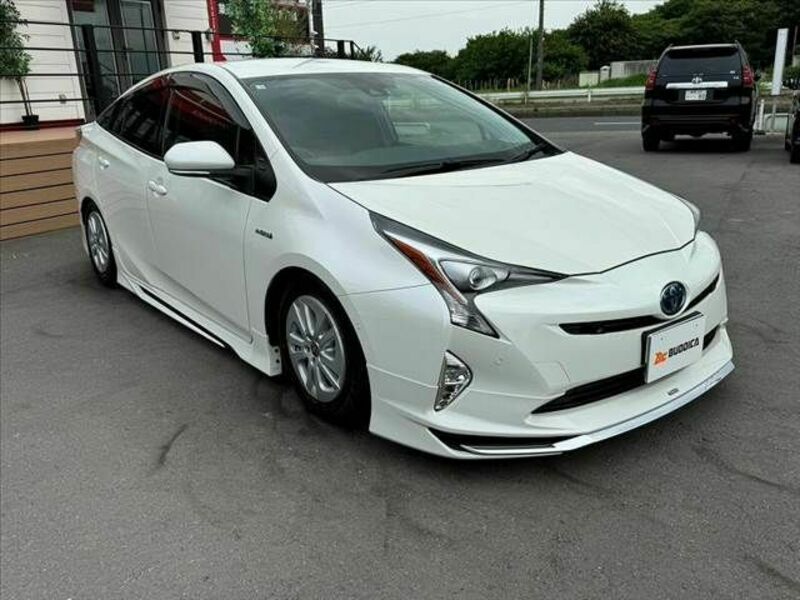 PRIUS-9