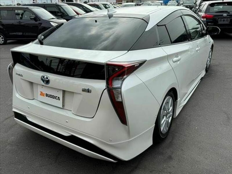 PRIUS-14