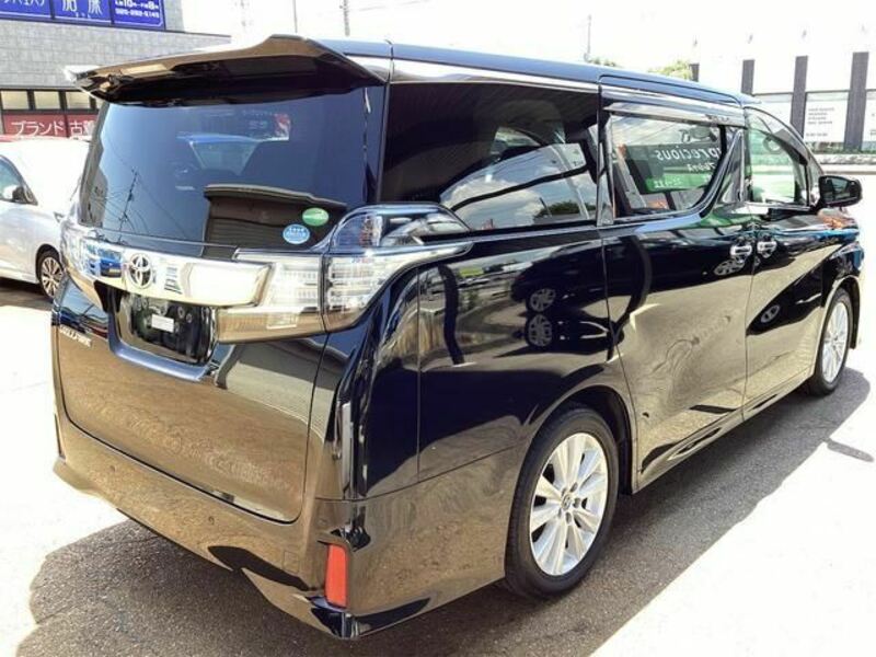 VELLFIRE-1