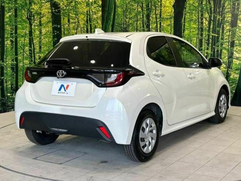 YARIS-17