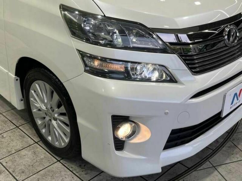 VELLFIRE-13