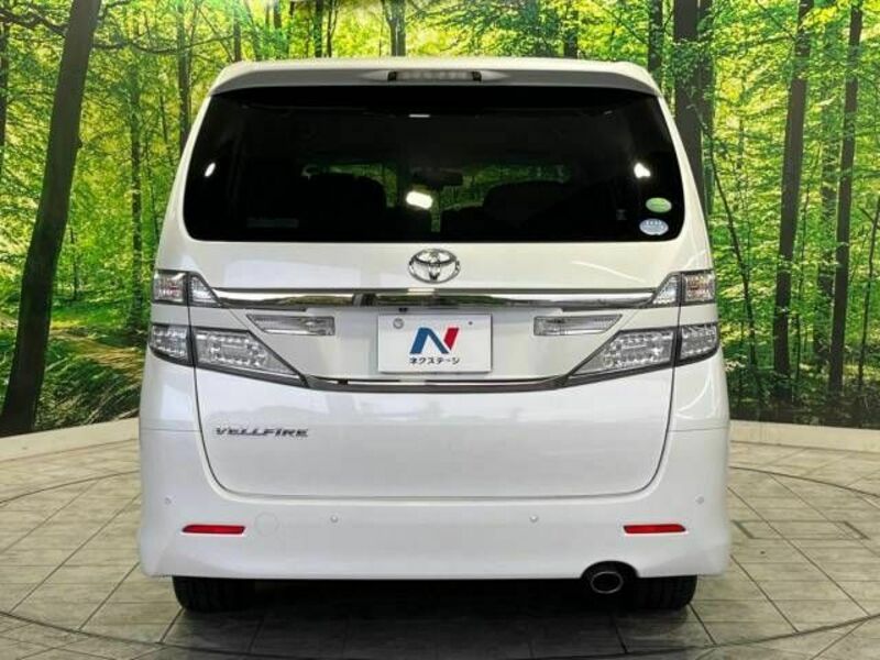 VELLFIRE-16