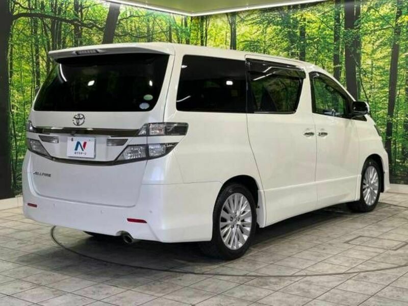 VELLFIRE-18