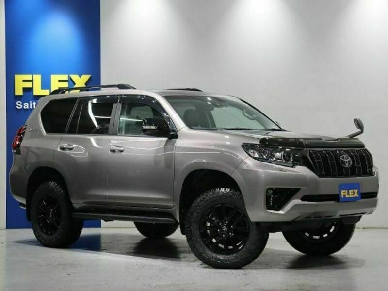 LAND CRUISER PRADO-1