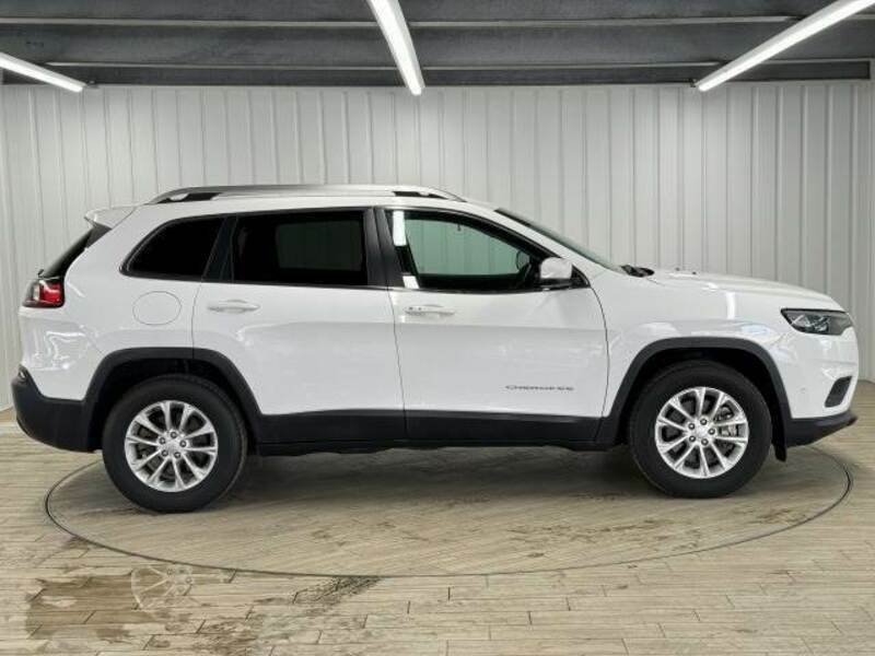 JEEP CHEROKEE-13