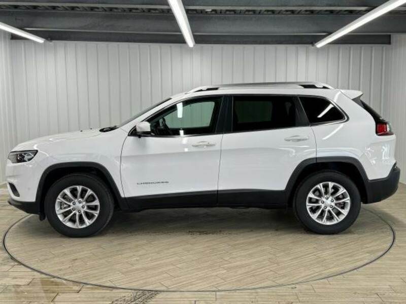 JEEP CHEROKEE-14