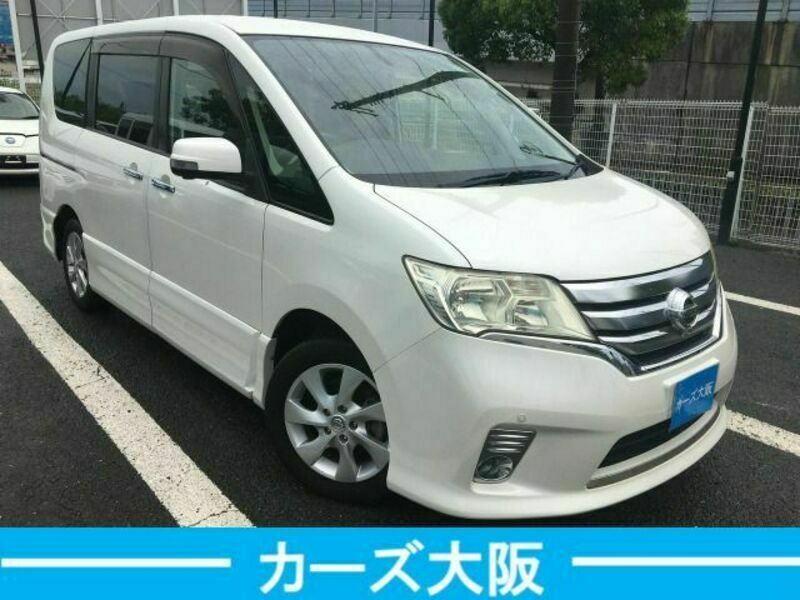 NISSAN　SERENA