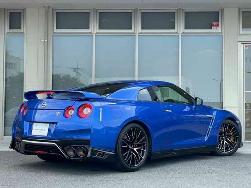 GT-R-1