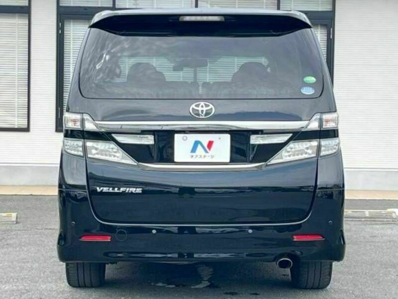 VELLFIRE-15