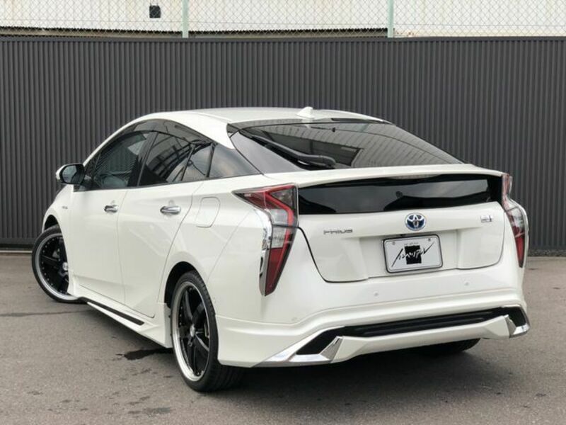 PRIUS-2