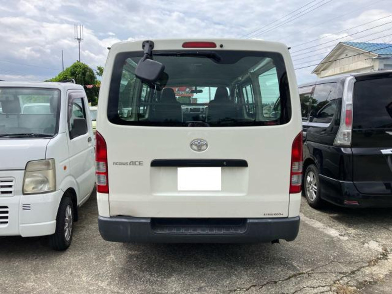 HIACE VAN-7