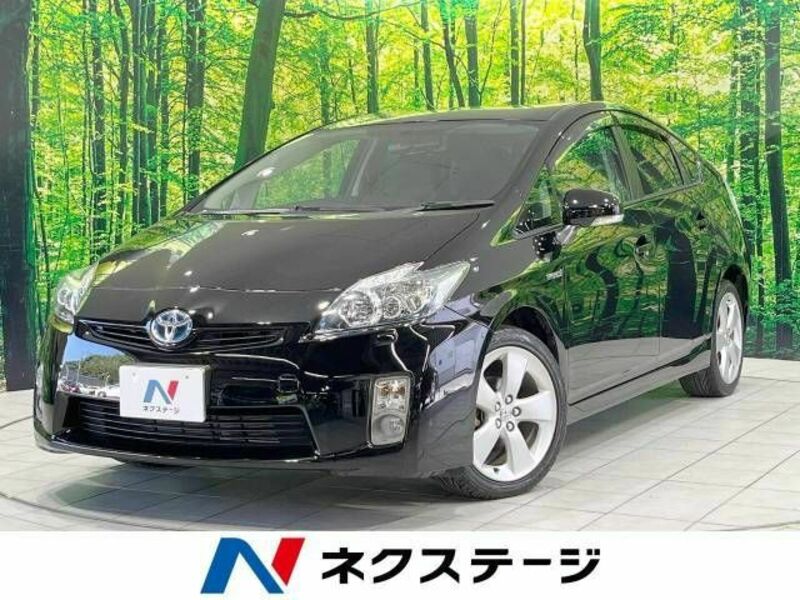 TOYOTA　PRIUS