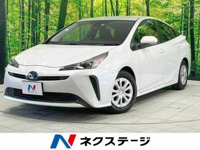 TOYOTA　PRIUS