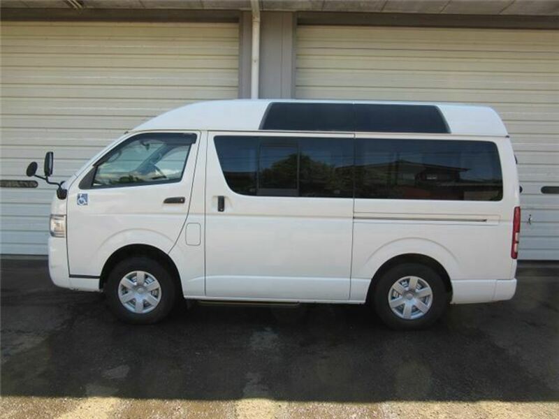 HIACE-4