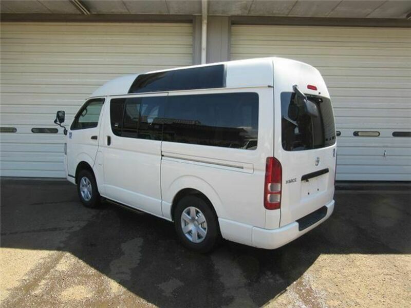 HIACE-7