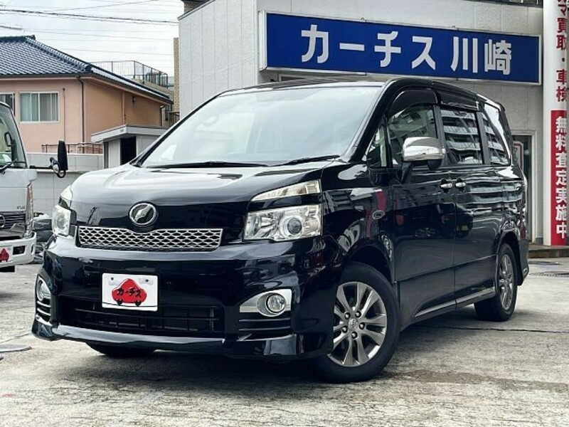 TOYOTA　VOXY