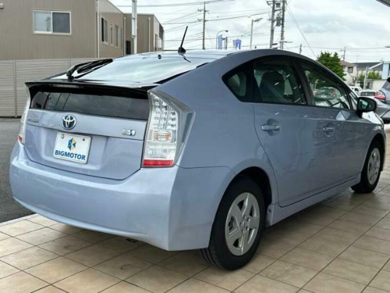 PRIUS-2