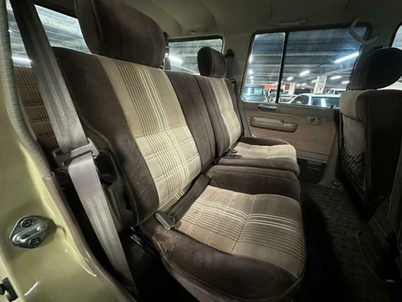 LAND CRUISER PRADO-11