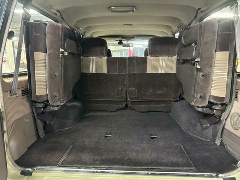 LAND CRUISER PRADO-13