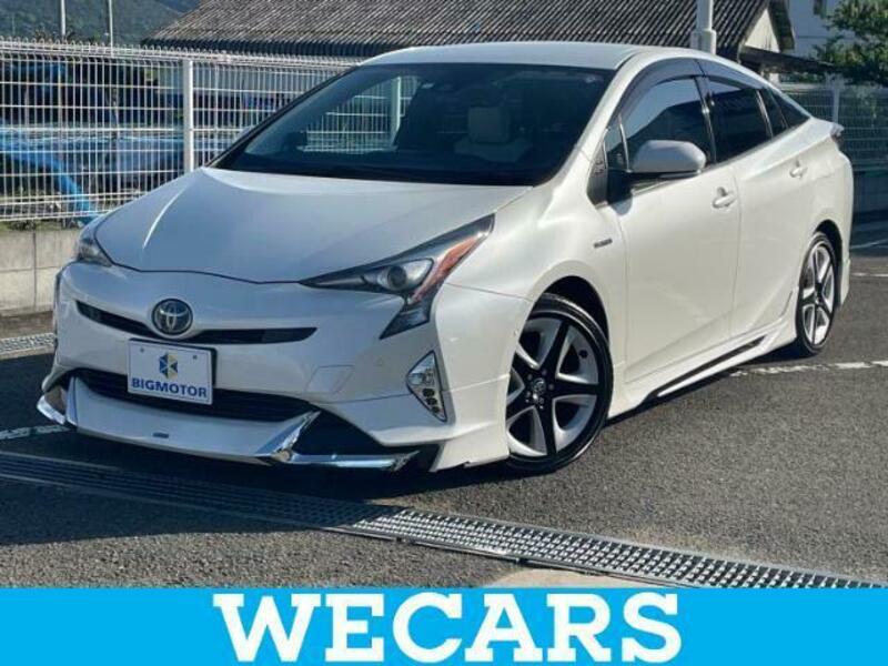 TOYOTA　PRIUS