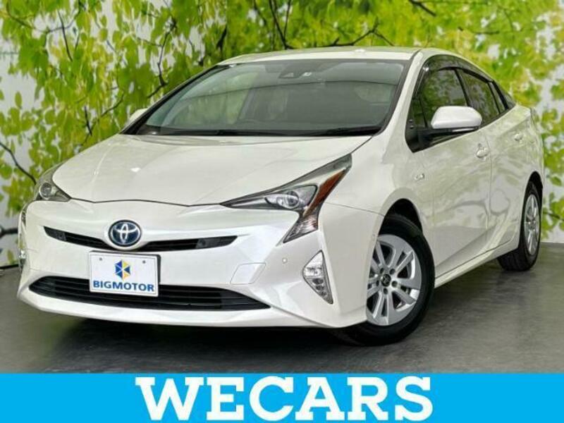 TOYOTA　PRIUS