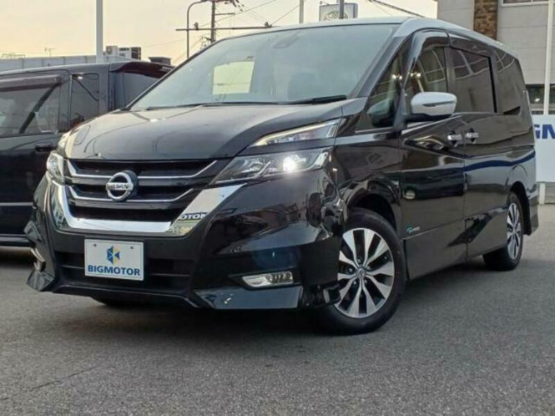 NISSAN　SERENA