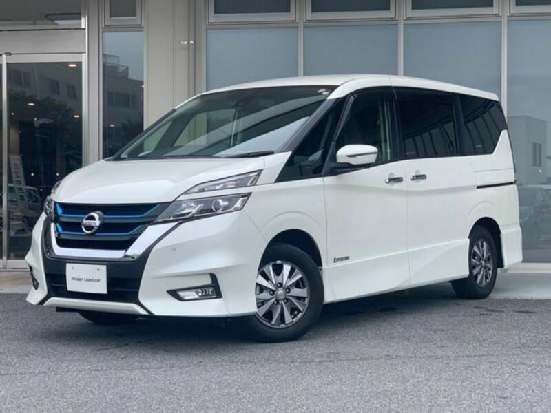 NISSAN　SERENA