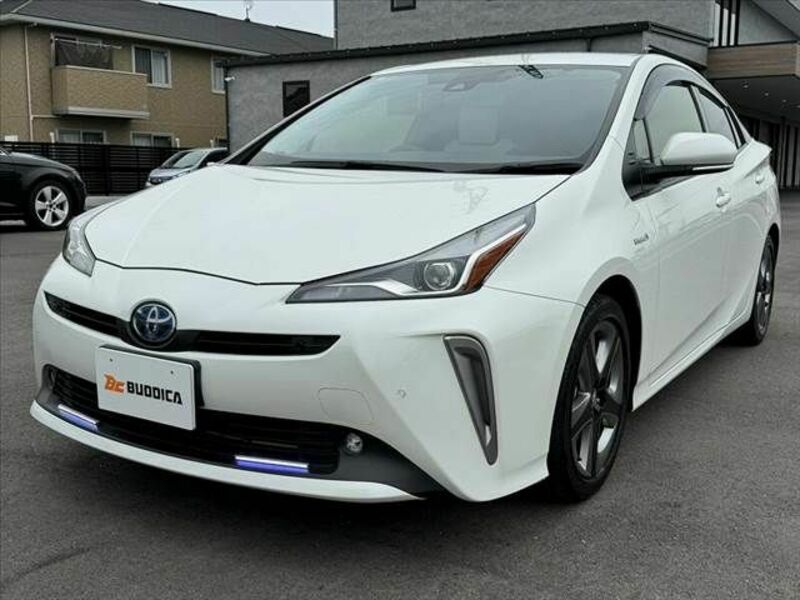 PRIUS-9